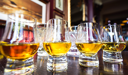 How to master the are of whiskey tasting